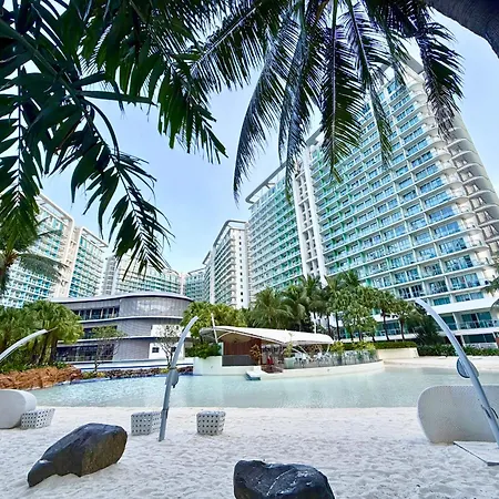 Rr Zen Suites